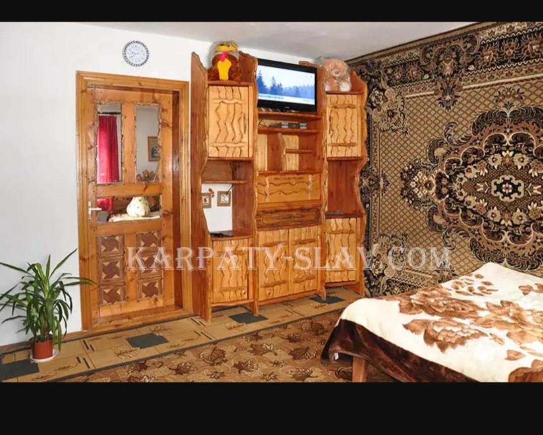 "Різьбярська Садиба" Slavske Exterior foto
